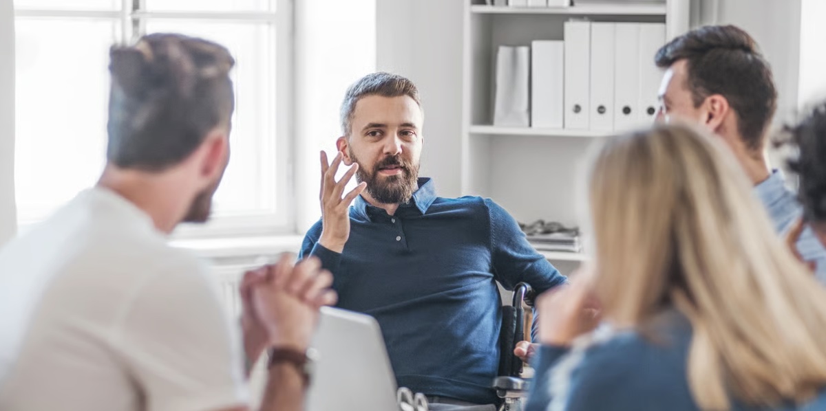 When to delete content from an AI knowledge base